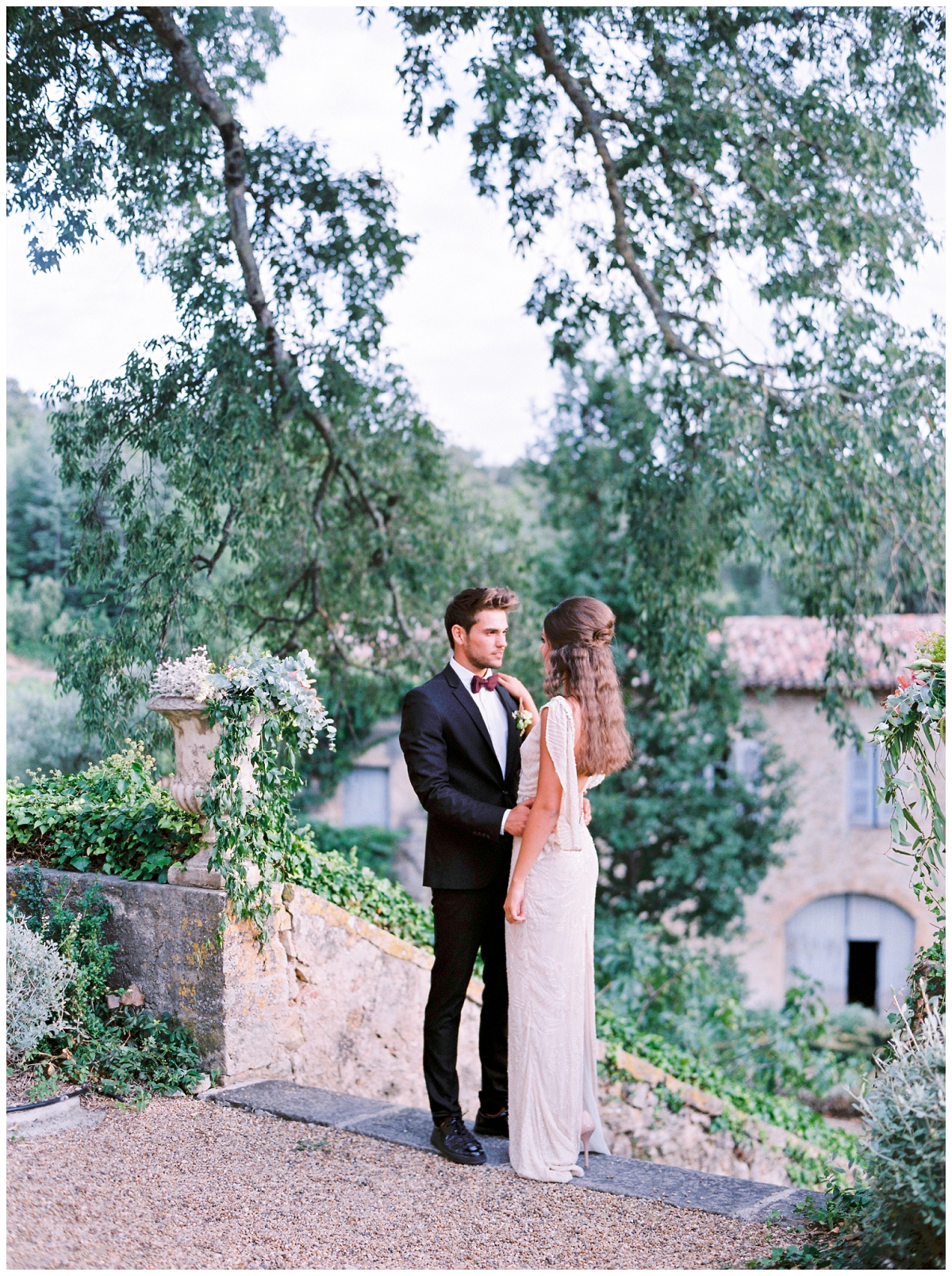 Provence-wedding-film-photographer-Le-Secret-d-Audrey (9)