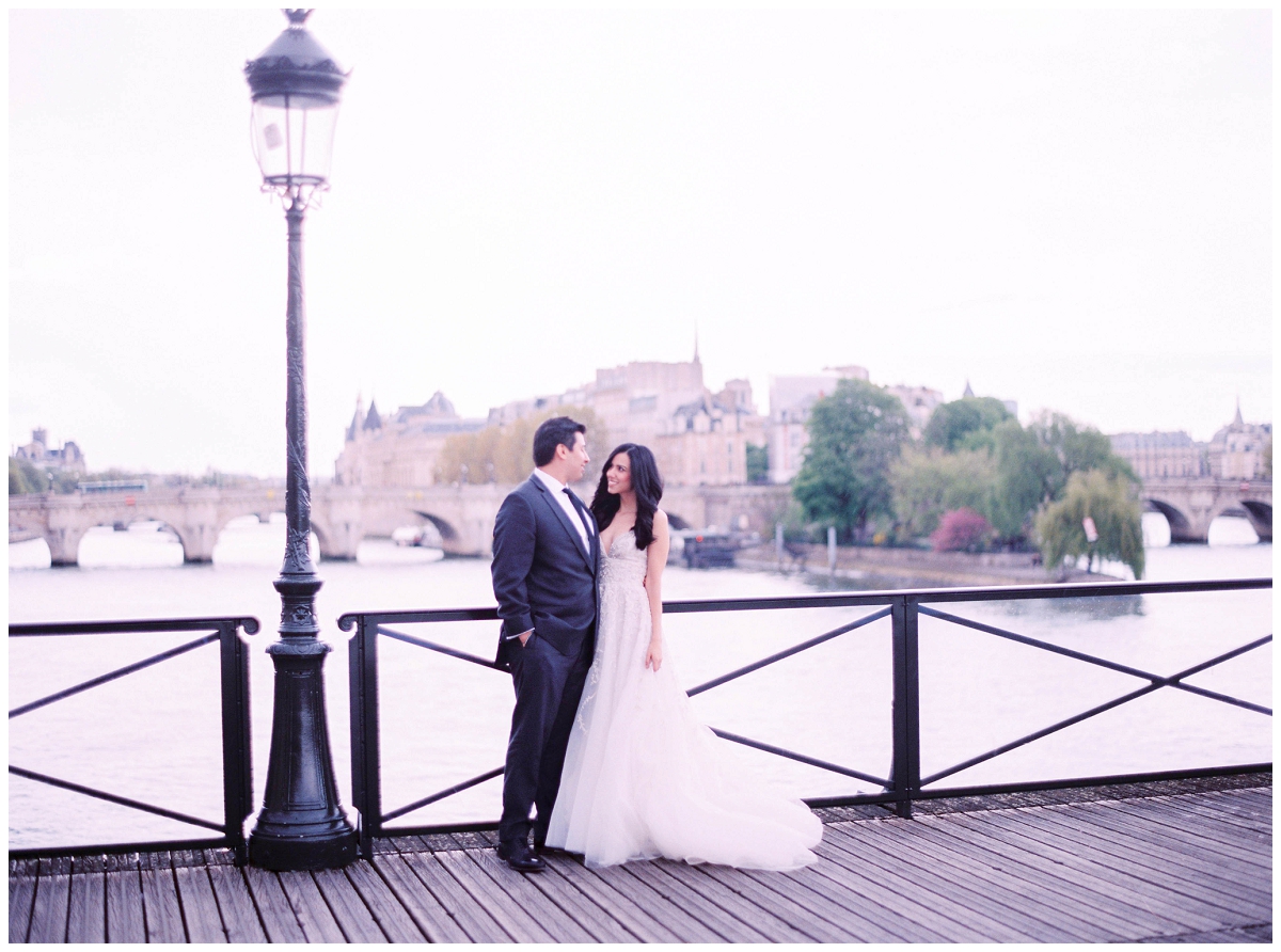 Paris-Photographer-wedding-engagement-le-secret-d-audrey (31)