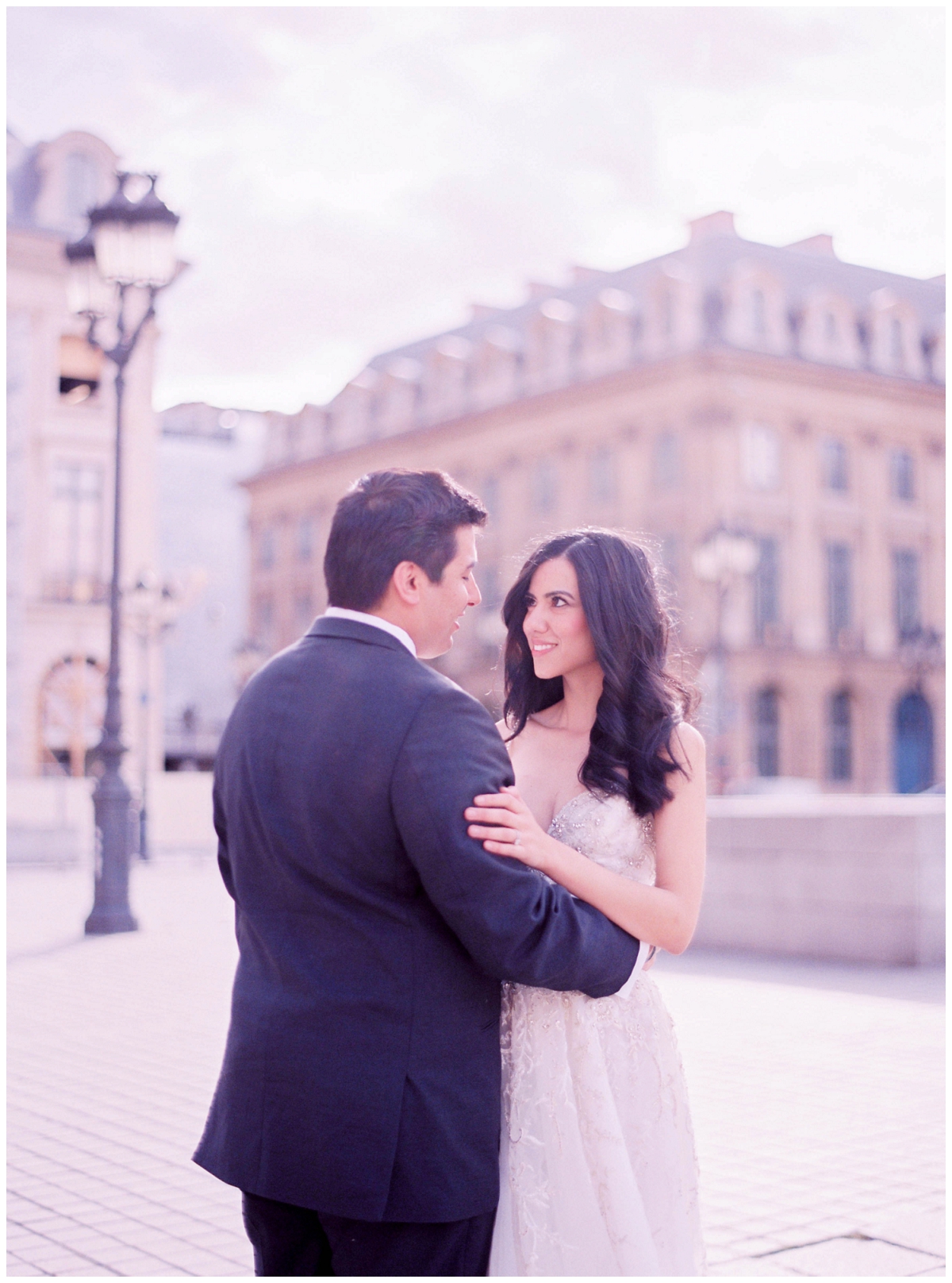 Paris-Photographer-wedding-engagement-le-secret-d-audrey (33)