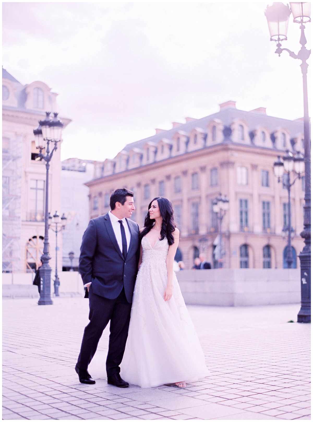 Paris-Photographer-wedding-engagement-le-secret-d-audrey (34)