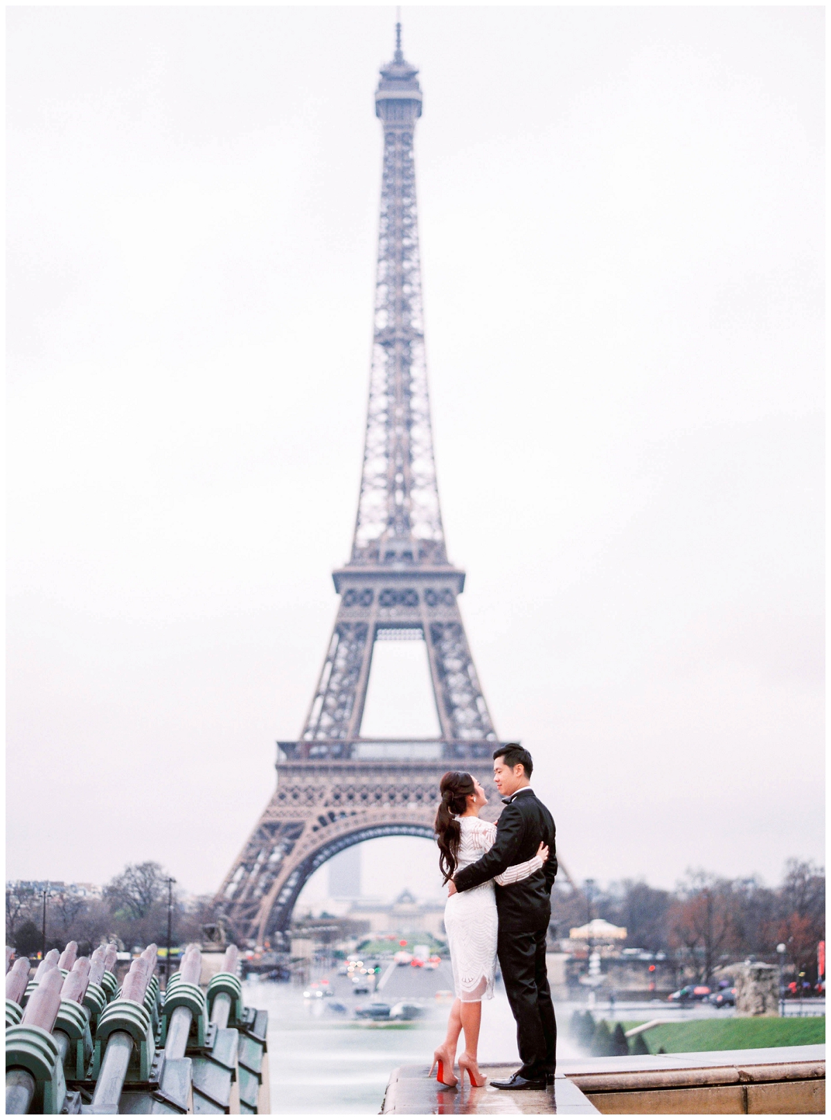 Paris-photographer-engagement-in-france-le-secret-d-audrey (1)