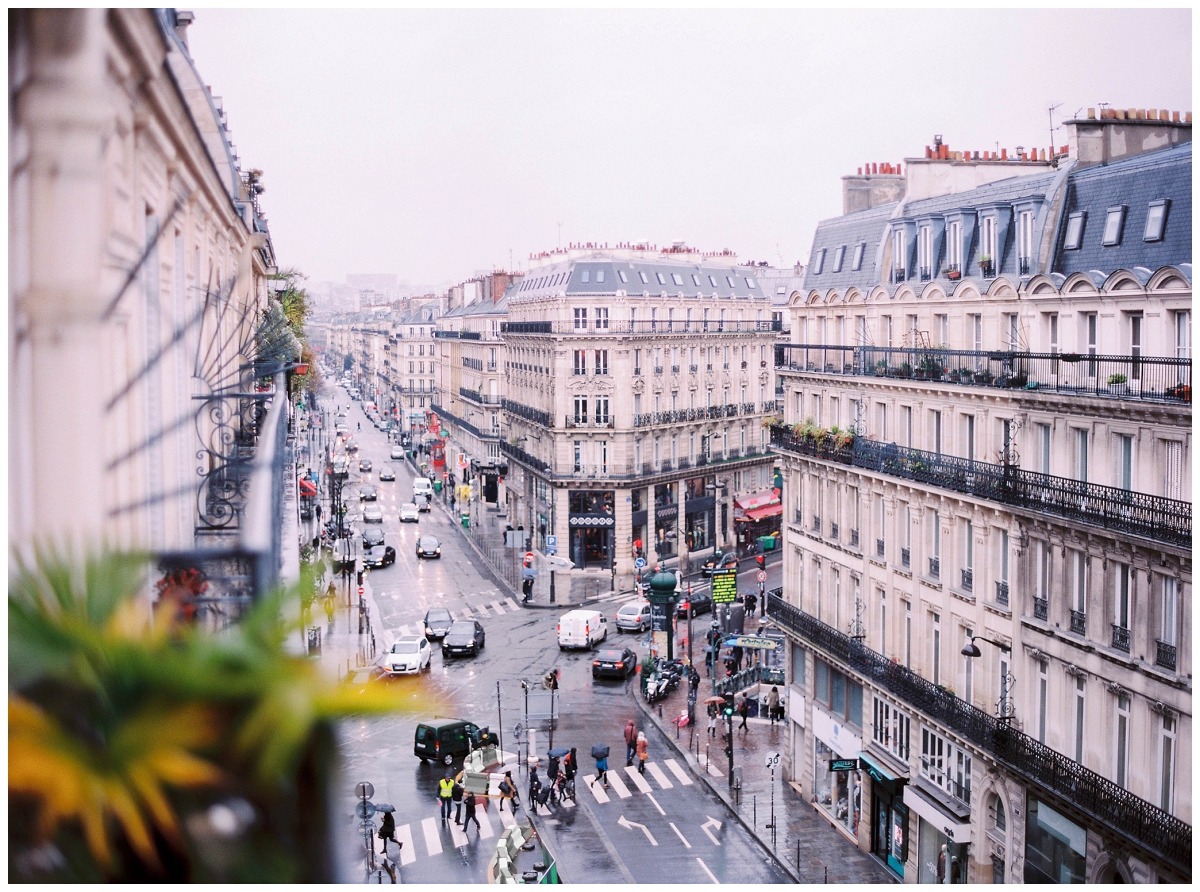 Paris-photographer-engagement-in-france-le-secret-d-audrey (10)