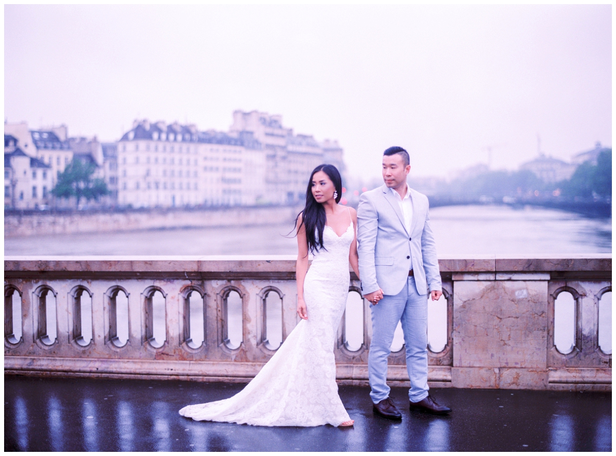 Paris-photographer-france-engagement-pre-wedding-film-shooter-le-secret-d-audrey (14)