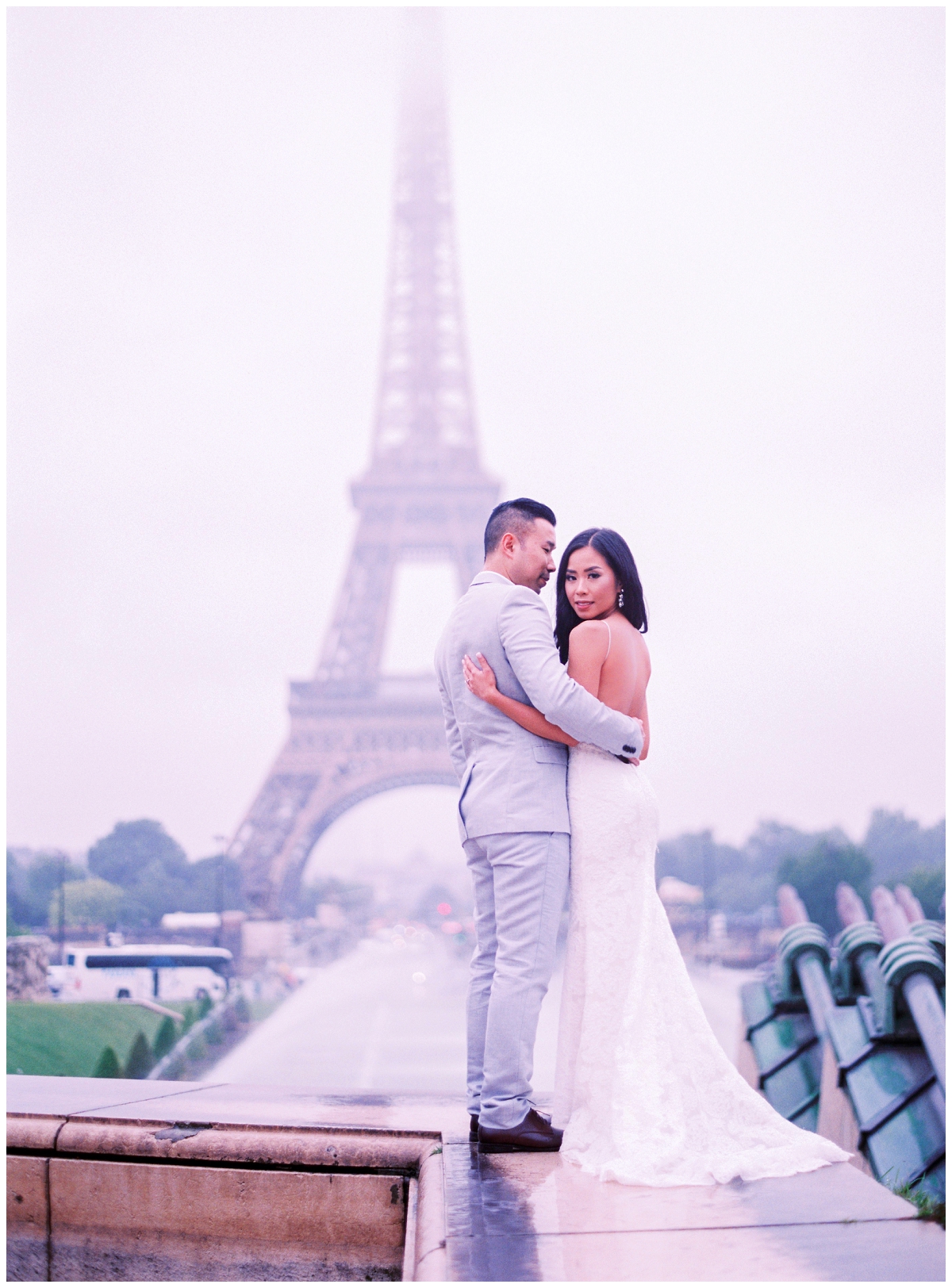 Paris-photographer-france-engagement-pre-wedding-film-shooter-le-secret-d-audrey (5)
