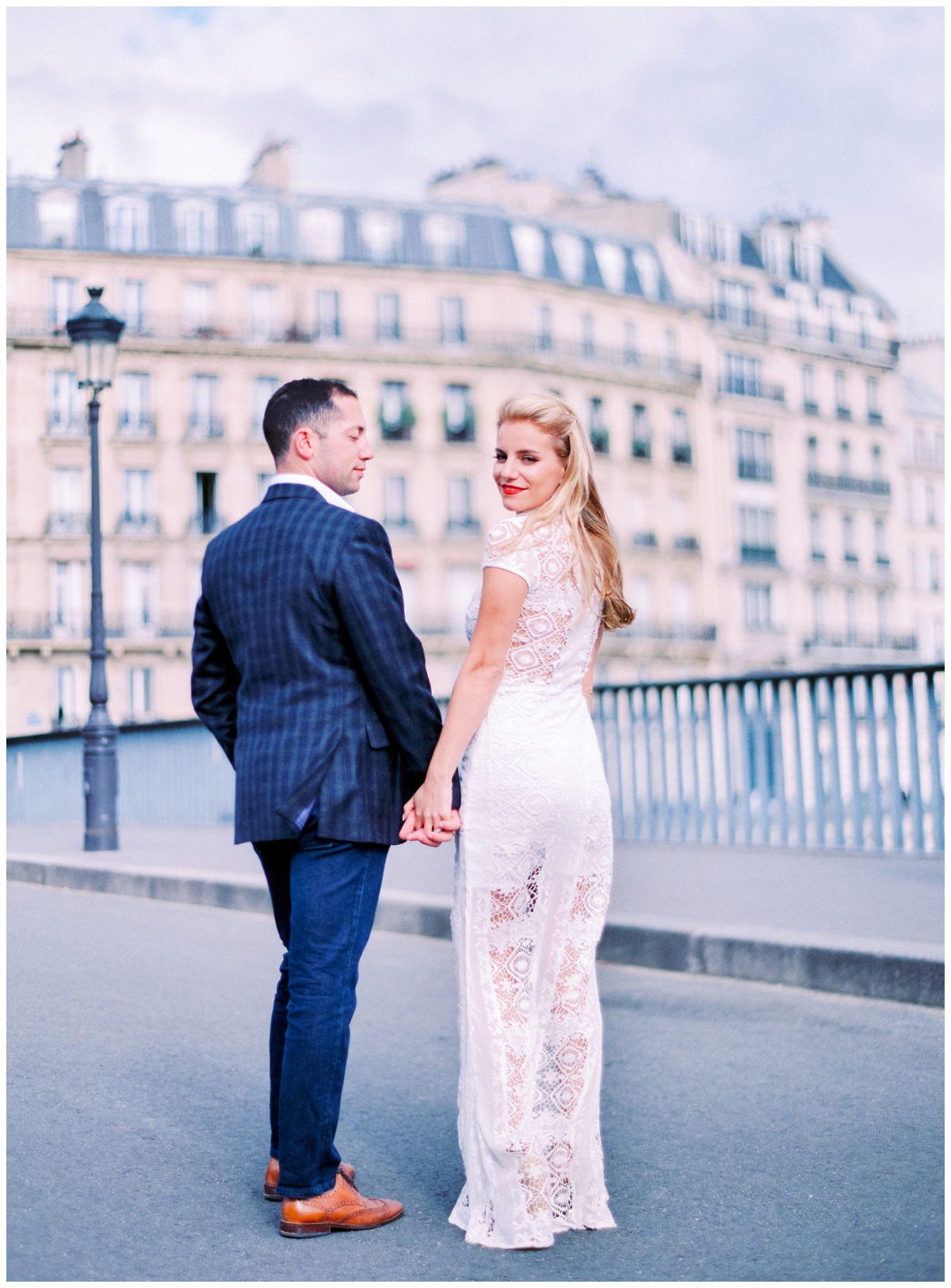 le-secret-d-audrey-photographer-in-paris-wedding-engagement-elopement_1879