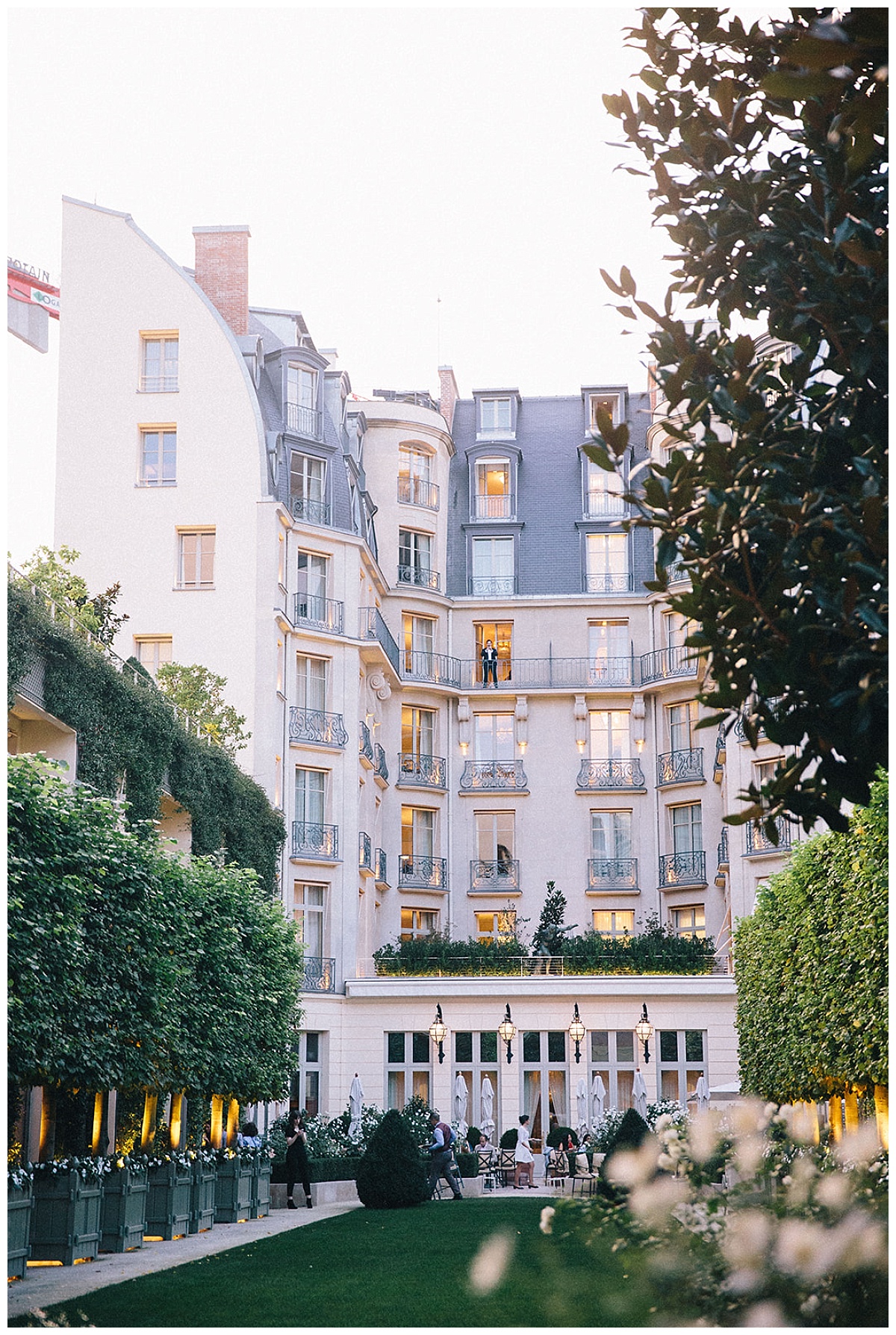 The garden of the Ritz which we can see the terraces and the balconies