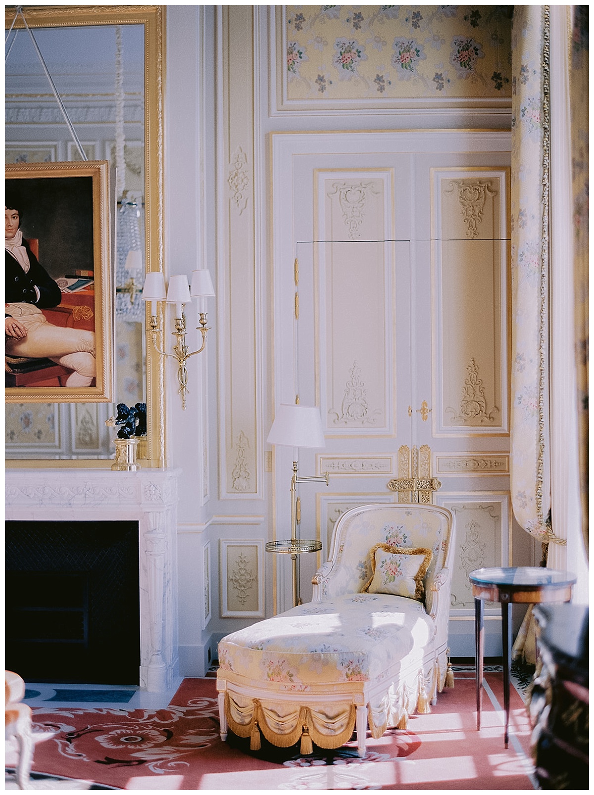 A suite of the Ritz, royal 