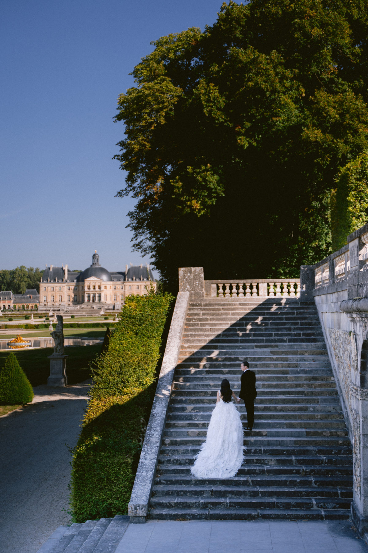 Your Royal Wedding At Chateau de Vaux le Vicomte - Audrey