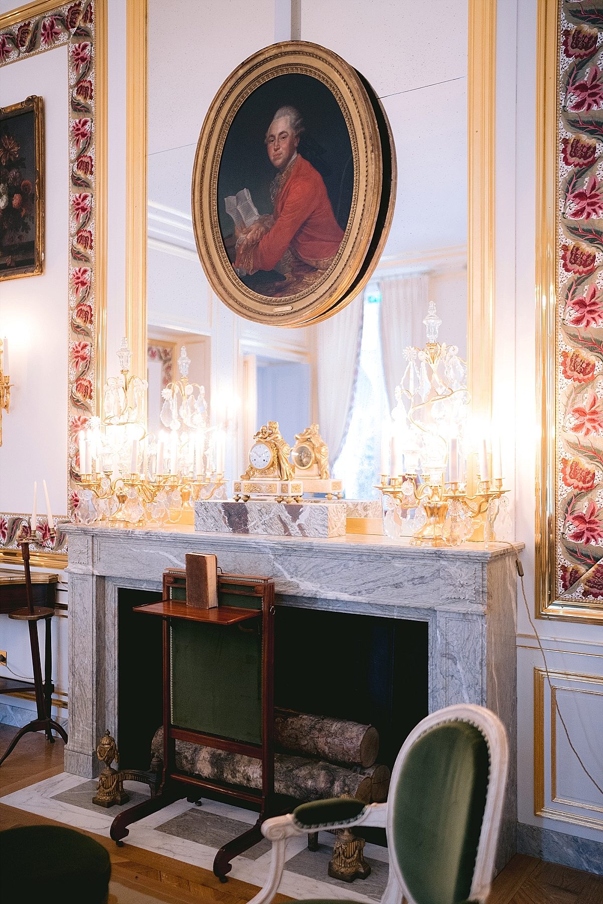 the interior of the Airelles Versailles Le grand contrôle