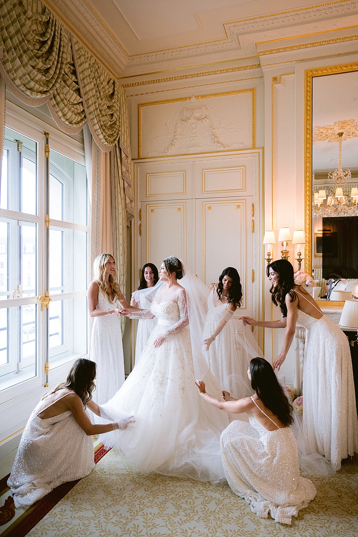 Your Royal Wedding At Chateau de Vaux le Vicomte - Audrey