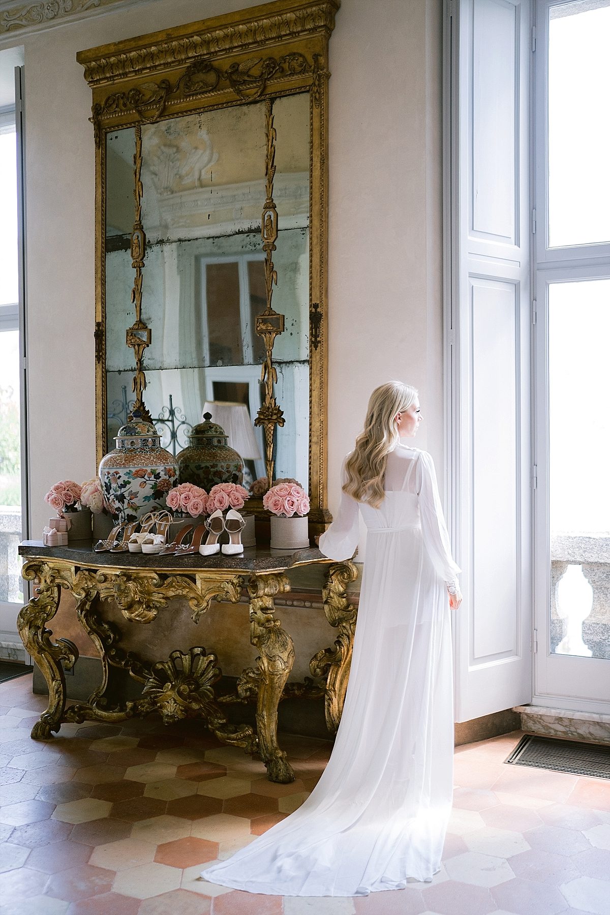 Villa Balbiano Lake como
Luxury wedding 
Photographer lake como 
Bride getting ready 