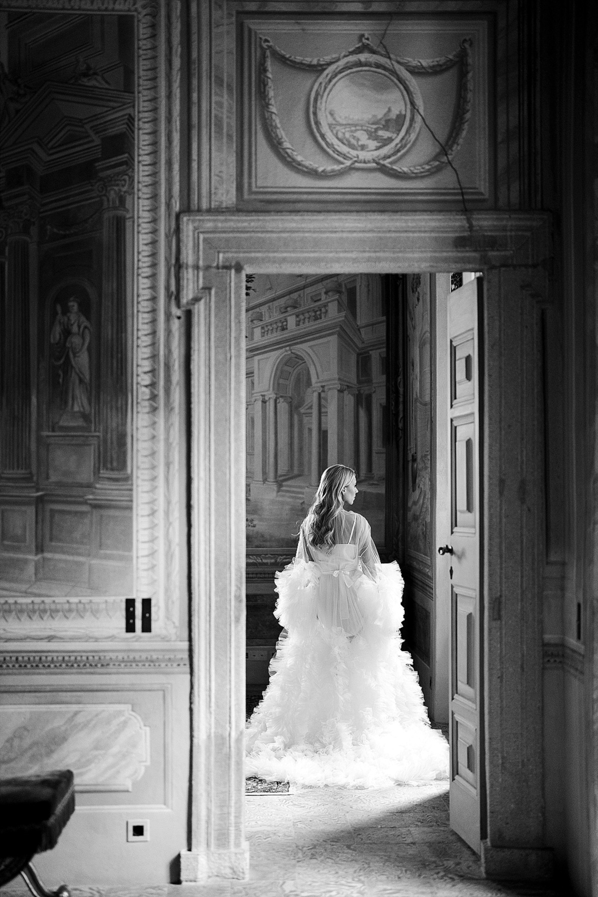 Villa Balbiano Lake como
Luxury wedding 
Photographer lake como 
Bride getting ready 