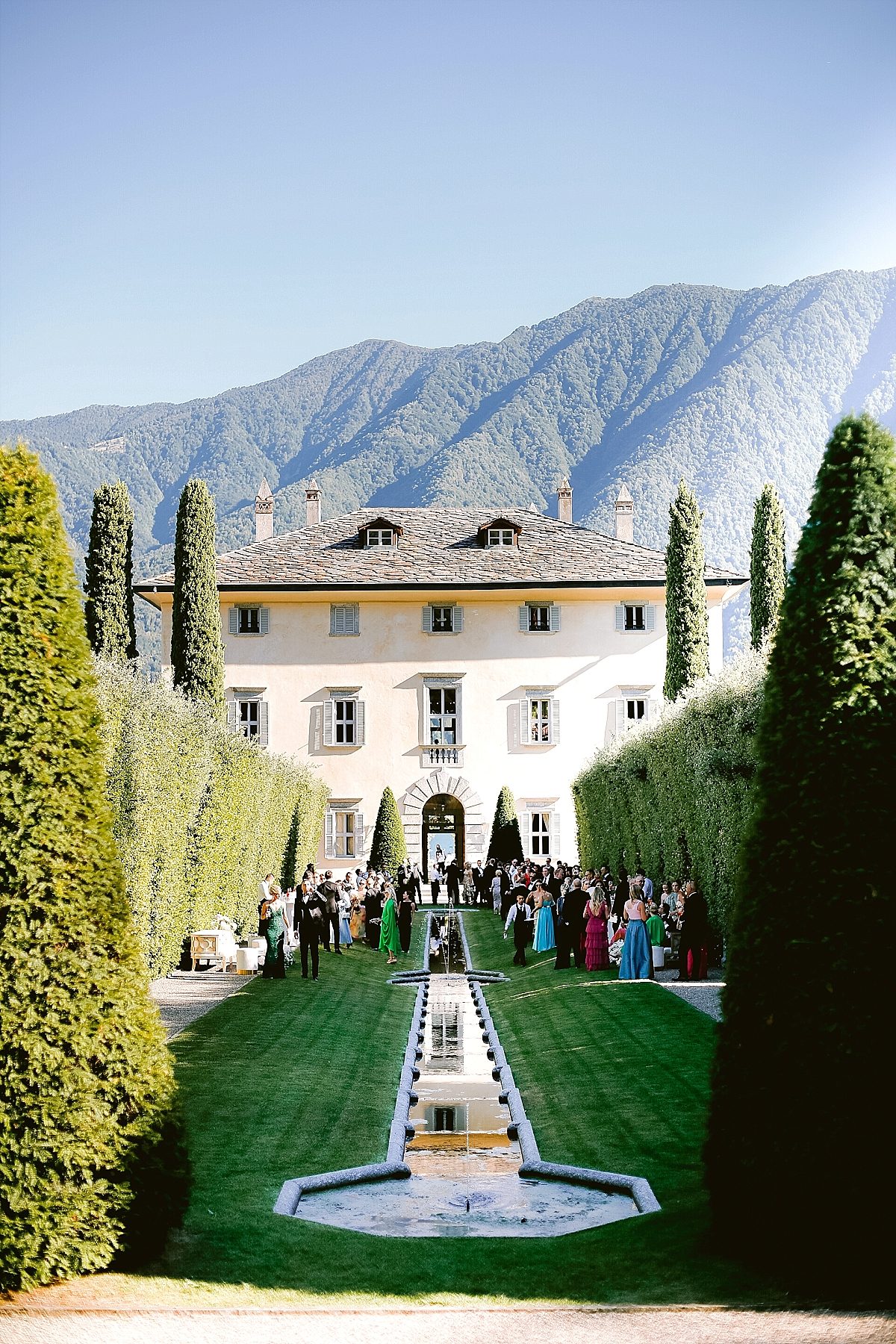 Villa Balbiano Lake como
Luxury wedding 
Photographer lake como 
Cocktail setting 