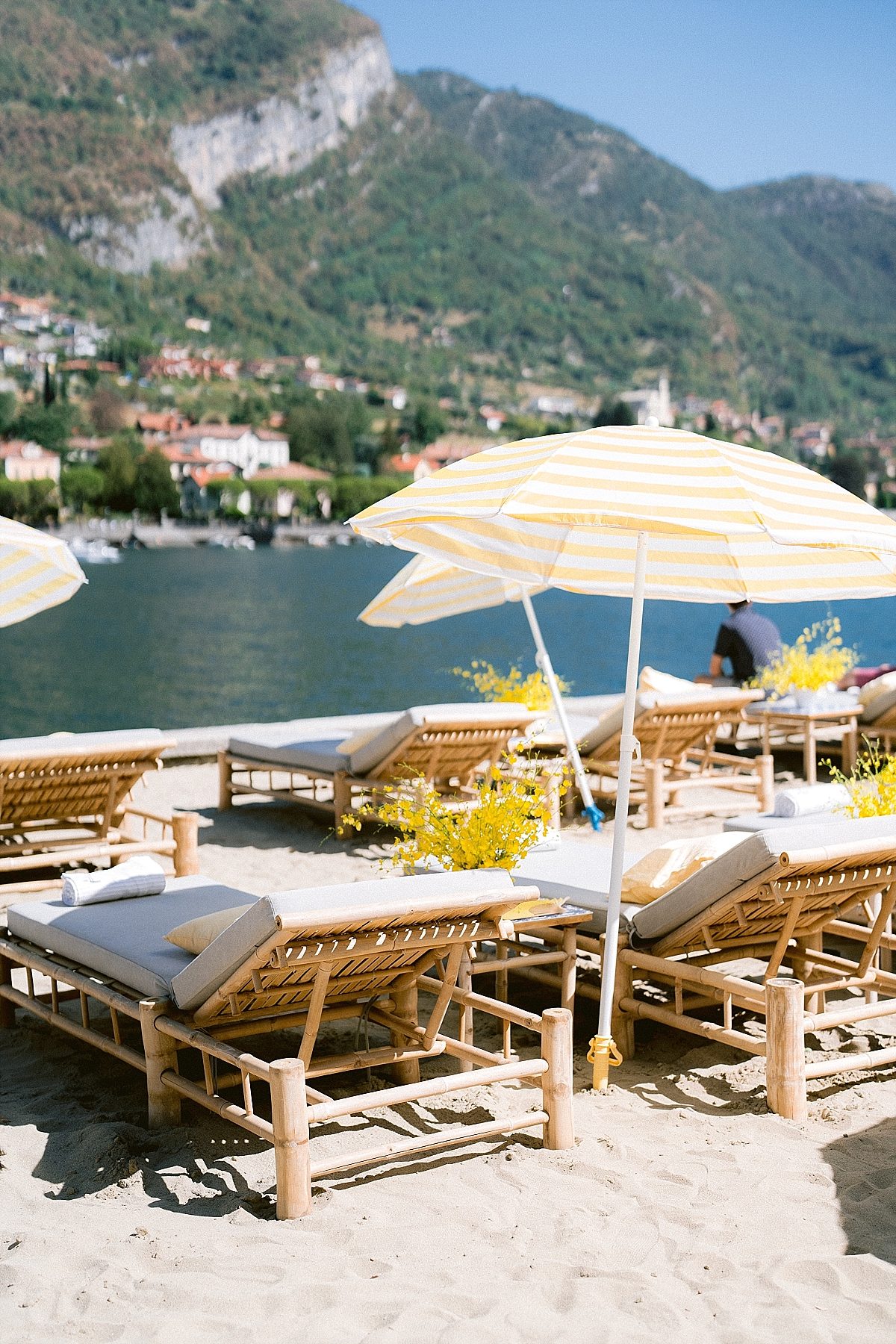 Brunch in a privâtes beach at lake como 